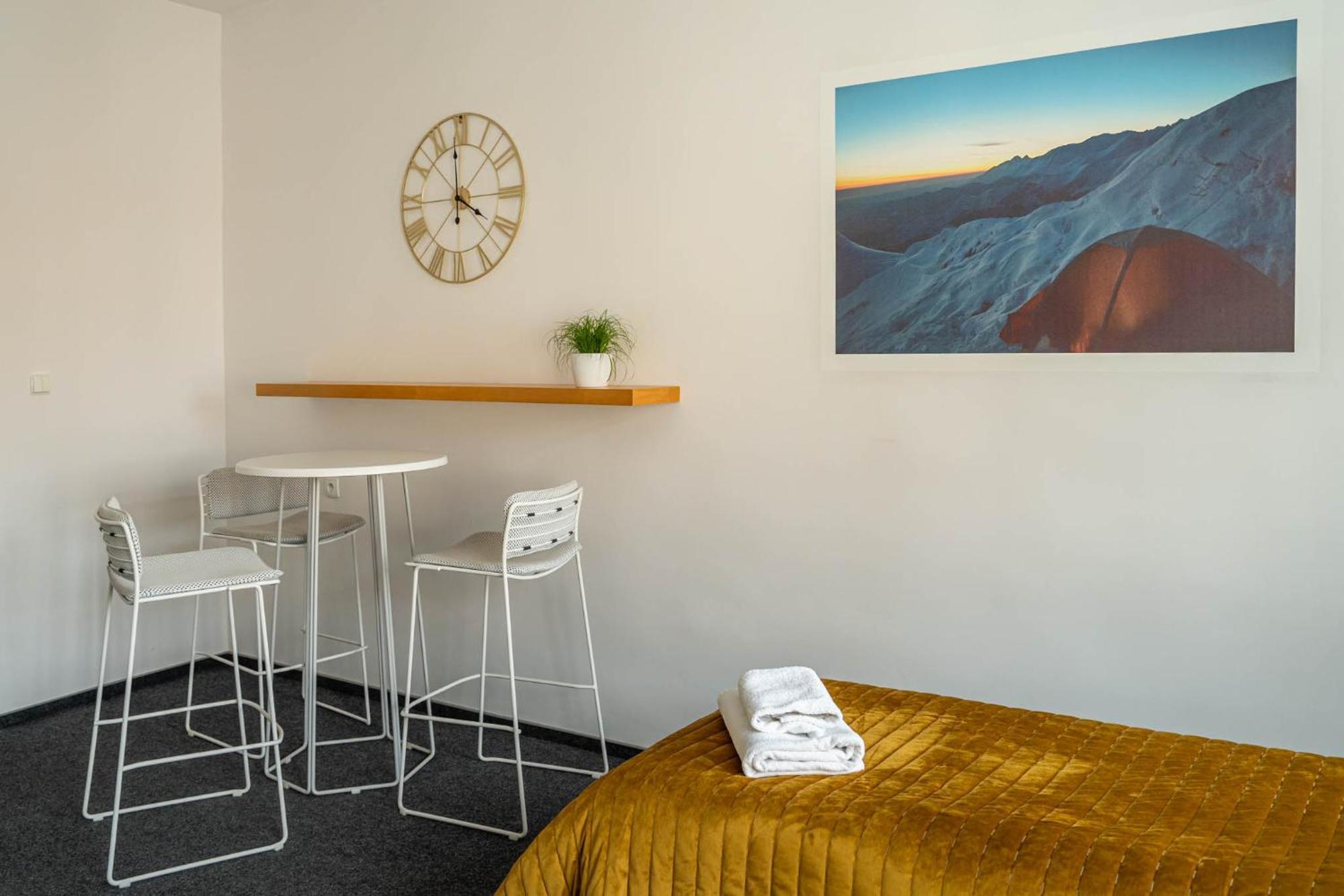 Apartamenty Na Starowce - 3 Pietro Z Widokiem Na Ratusz, Rynek Glowny I Centrum Kalisz  Exterior photo